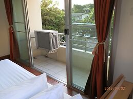 Sandy Serviced Apartment