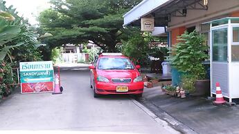 Sandy Serviced Apartment