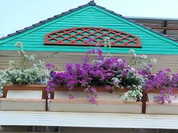 Sandy Serviced Apartment