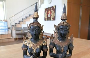 Sandy Serviced Apartment