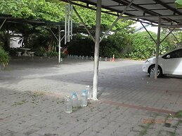 Sandy Serviced Apartment