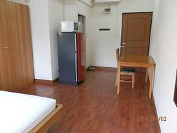 Sandy Serviced Apartment