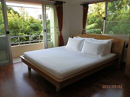 Sandy Serviced Apartment