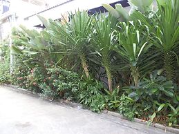 Sandy Serviced Apartment