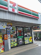 Sandy Serviced Apartment