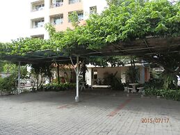 Sandy Serviced Apartment