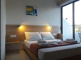 Sotirakis Hotel Studios