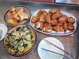 Sotirakis Hotel Studios