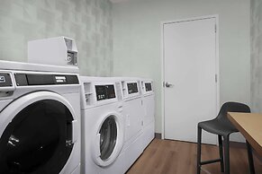 Home2 Suites by Hilton Clarksville/Ft. Campbell