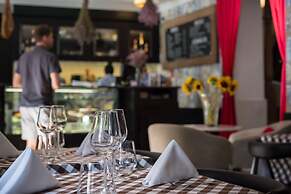 Santiago de Alfama - Boutique Hotel