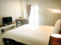 Wealth 30th Apartment