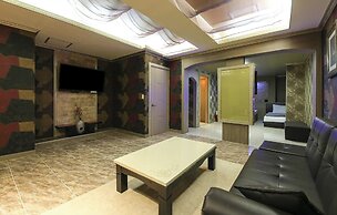 Brown Hotel