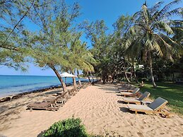 Ancarine Beach Resort