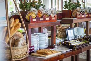 Cassia Cottage Resort and Spa