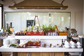 Cassia Cottage Resort and Spa