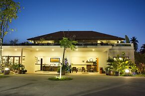 Cassia Cottage Resort and Spa