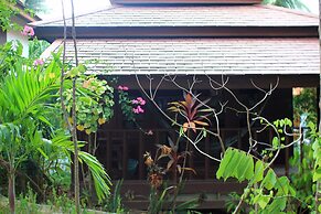 Moon Paradise Resort