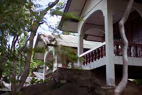 Moon Paradise Resort