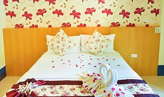 The Orange City Resort