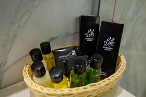 Business Life Boutique Hotel