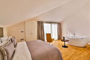 Business Life Boutique Hotel