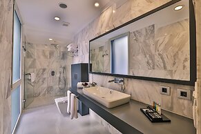 Business Life Boutique Hotel