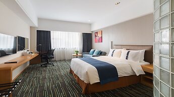 Holiday Inn Express Shanghai New Jinqiao by IHG