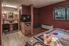 Shadow Mountain Lodge and Cabins