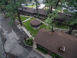 Shadow Mountain Lodge and Cabins