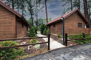 Shadow Mountain Lodge and Cabins