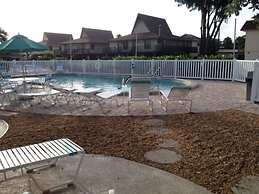 Coconuts Beach Resort