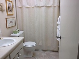 Coconuts Beach Resort