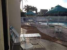 Coconuts Beach Resort