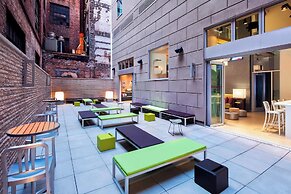 Aloft Manhattan Downtown - Financial District