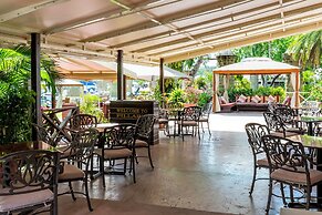 Admiral's Inn and Gunpowder Suites
