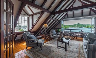 Admiral's Inn and Gunpowder Suites