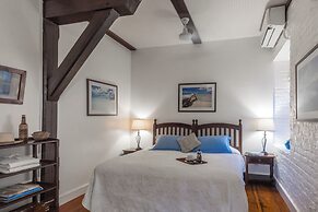 Admiral's Inn and Gunpowder Suites