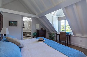 Admiral's Inn and Gunpowder Suites