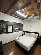 Hostal Lleras Calle 8 - Hostel