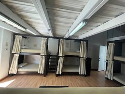 Hostal Lleras Calle 8 - Hostel