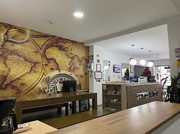 Hostal Lleras Calle 8 - Hostel