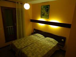 Friendly Auberge - Hostel