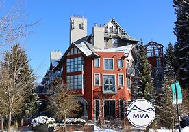 Alpenglow Lodge by MountainView