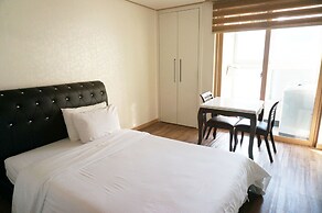 EAN Residence Hotel