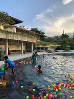 The Singhasari Resort