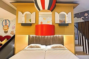 The Singhasari Resort