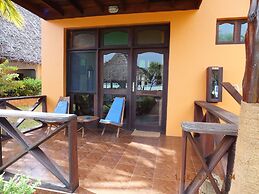 Mnarani Beach Cottages