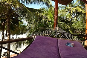 Mnarani Beach Cottages