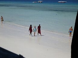 Mnarani Beach Cottages