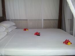 Mnarani Beach Cottages